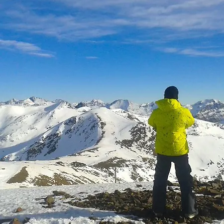 דירה Experience, Live The Pyrenees סורט