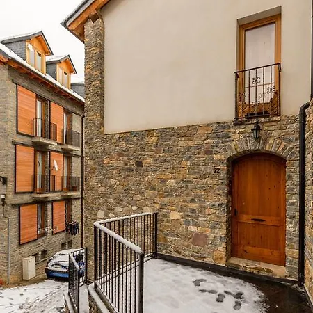 Experience, Live The Pyrenees *